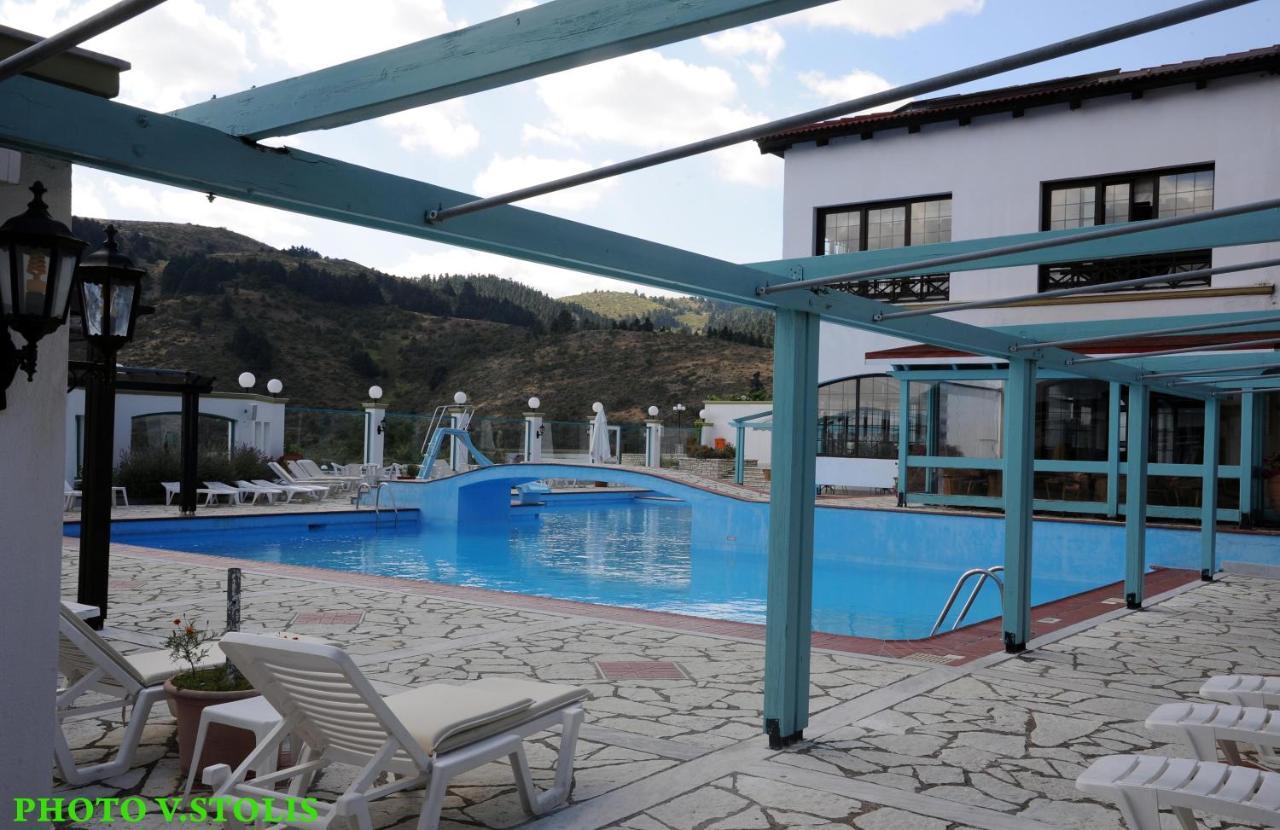 Hotel Spa Montana Karpenísion Exterior foto