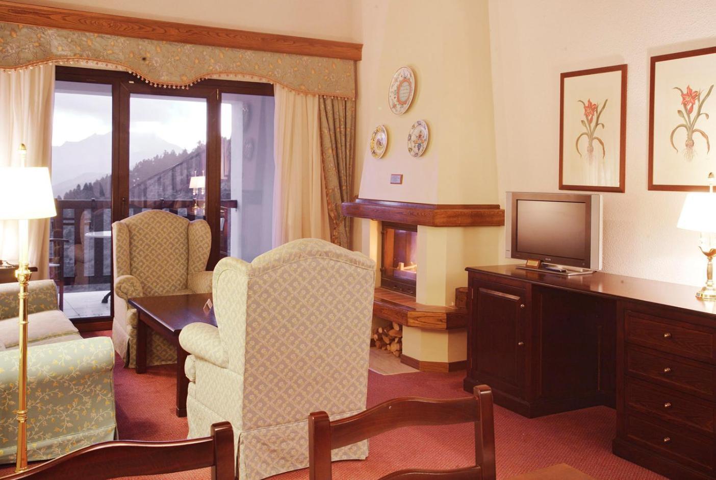 Hotel Spa Montana Karpenísion Exterior foto